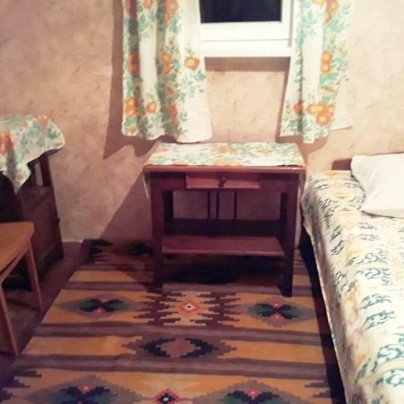 Zeleniy Dvorik Guest House New Athos Ngoại thất bức ảnh
